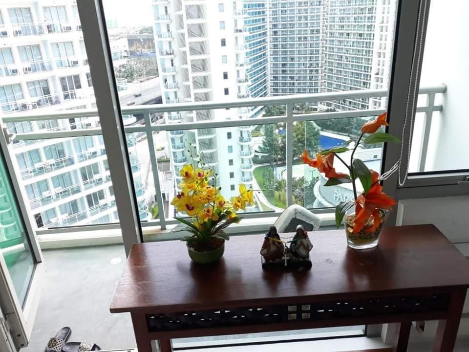 Azure South - Wave Pool - Heart Of The City Paranaque City Luaran gambar